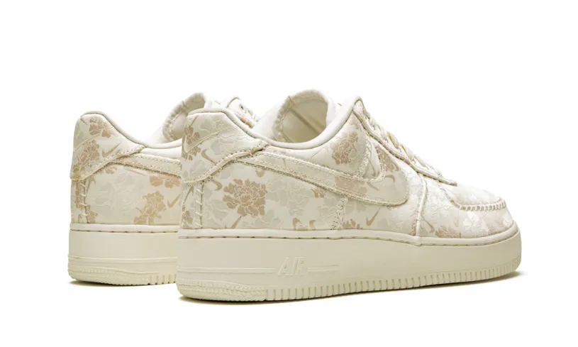 Nike Lifestyle Air Force 1 '07 PRM 3 'Satin Floral' 