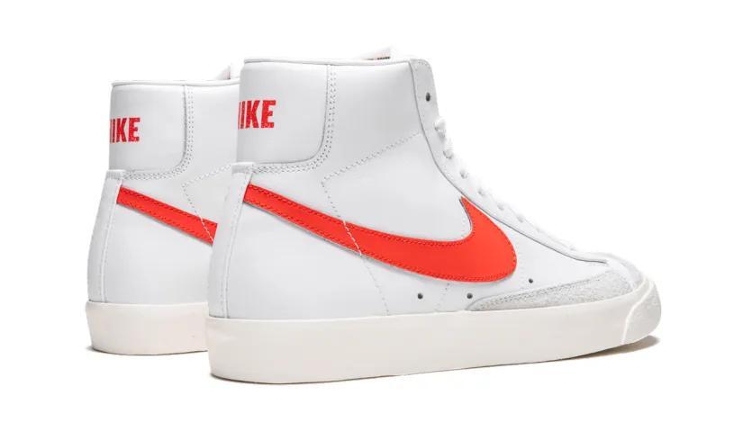 Nike Basketball Blazer Mid 77 VNTG 'Habanero Red' 