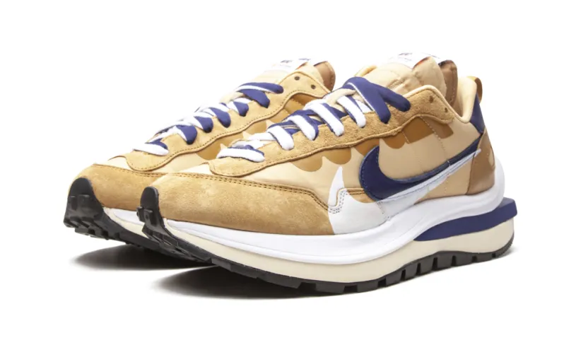 Nike Lifestyle VaporWaffle 'Sacai - Tan Navy'