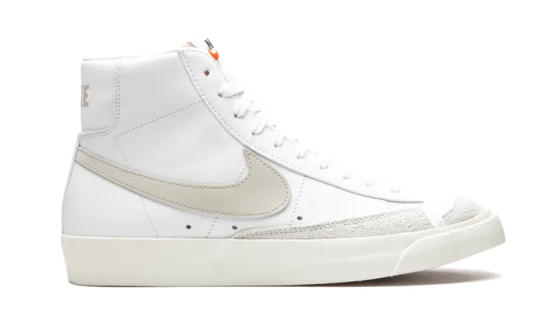 Nike Basketball Blazer Mid 77 Vintage 'Light Bone' 