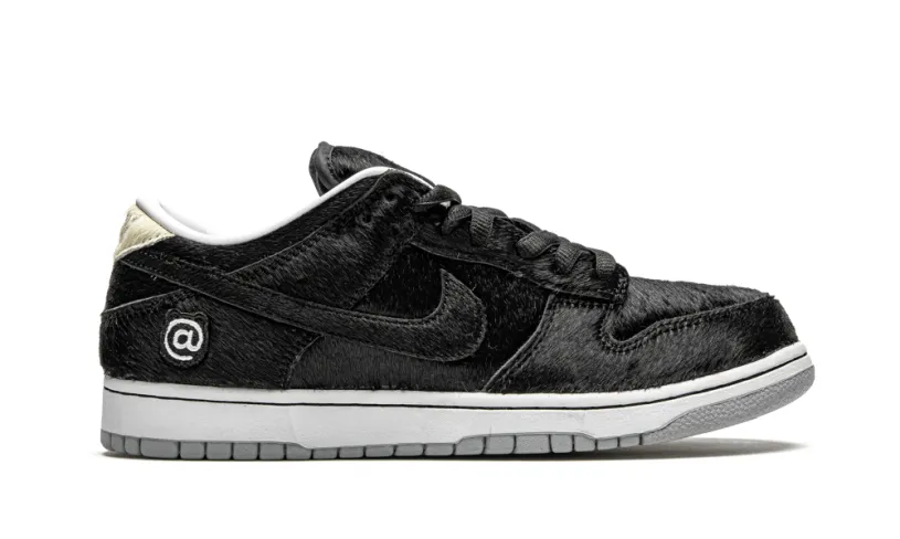 Nike Dunk SB Dunk Low 'Medicom Toy - BE@RBRICK' 