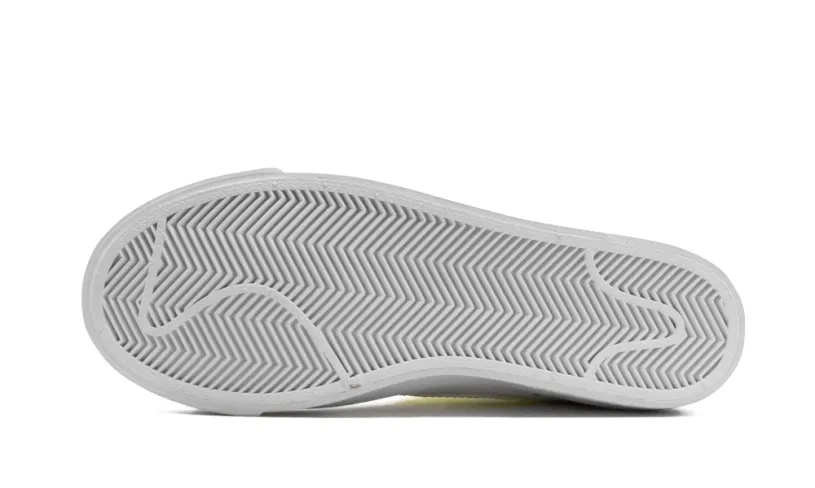 Nike Basketball BLAZER MID '77 WMNS 'Lemon Venom' 