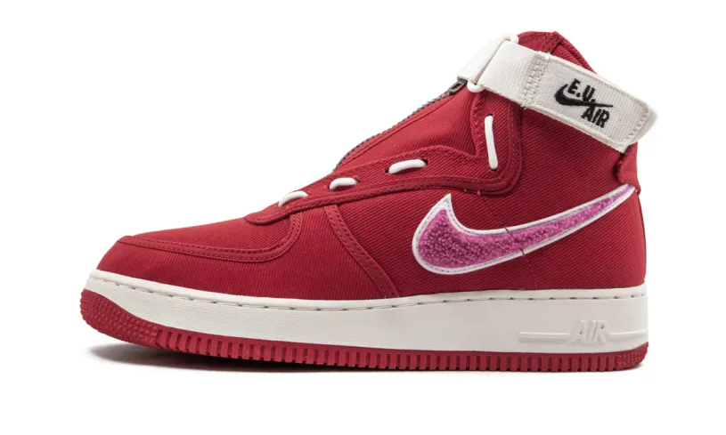 Nike Lifestyle Air Force 1 High   EU 'Emotionally Unavailable' 