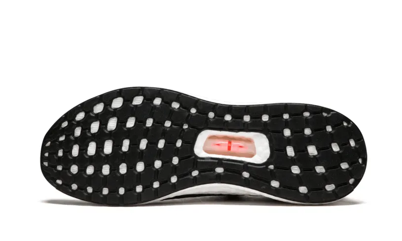 Adidas Ultraboost AM4NYC 