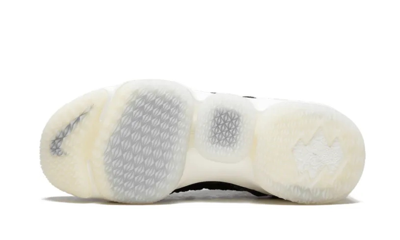 Nike Basketball Lebron 15 'Black   Bright Crimson' 