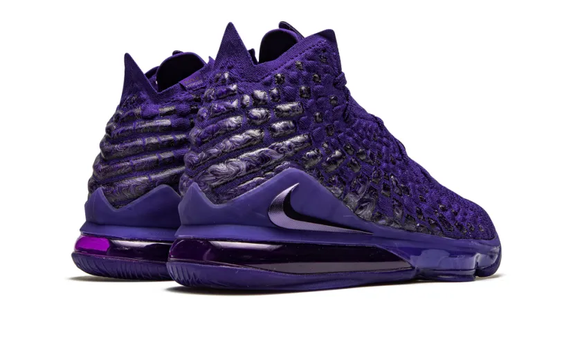 Nike Basketball Lebron 17 'Bron 2K' 