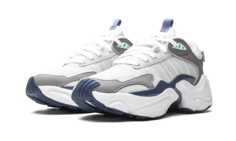 More Adidas Shoes TEPHRA RUNNER WMNS 