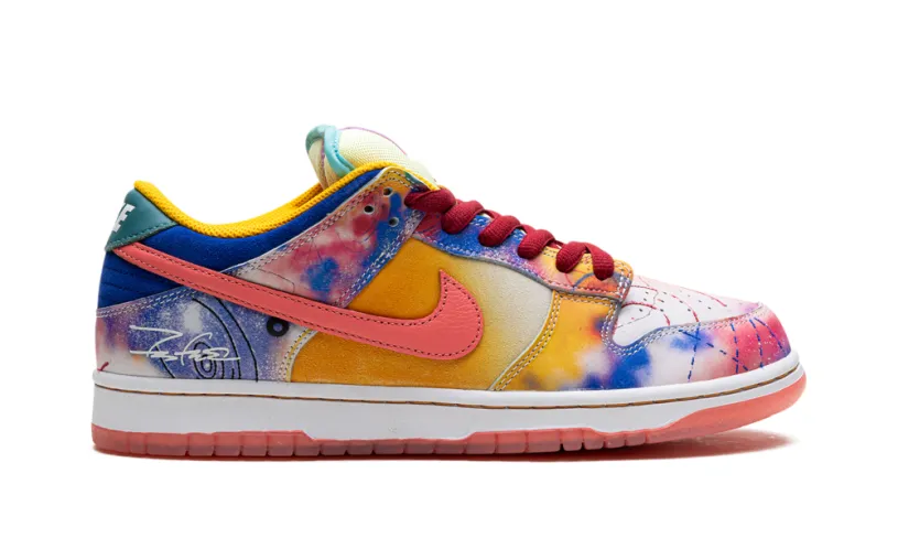 Nike SB Dunk Low SB 'Friends & Family - Futura Laboratories - Sunblush'