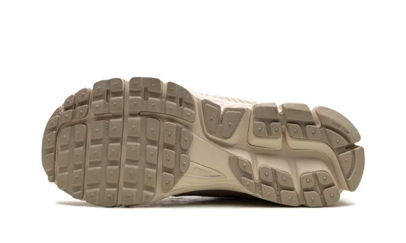 Nike Lifestyle Zoom Vomero 5 WMNS 'Sail' 