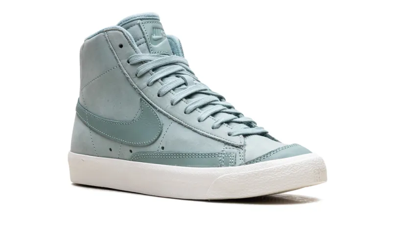 Nike Lifestyle Blazer Mid WMNS 'Mineral'