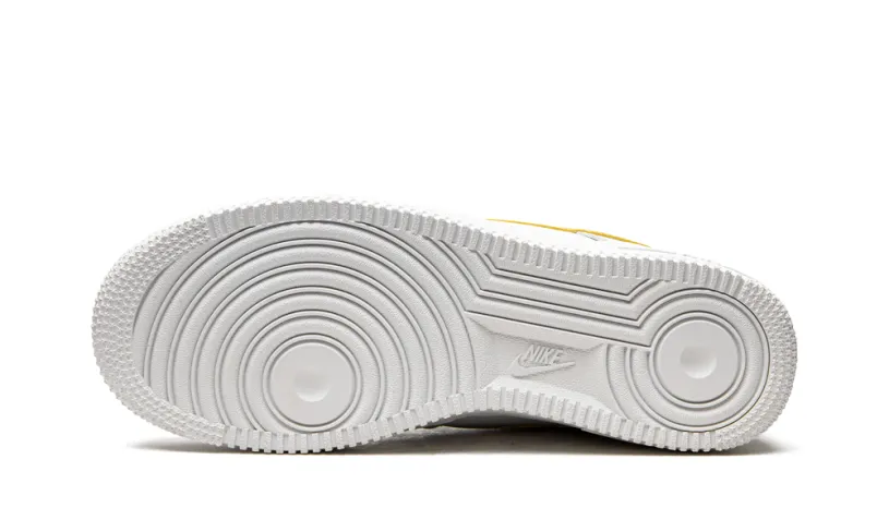 Nike Lifestyle AIR FORCE 1 LO MNS WMNS 'White   Saturn Gold' 