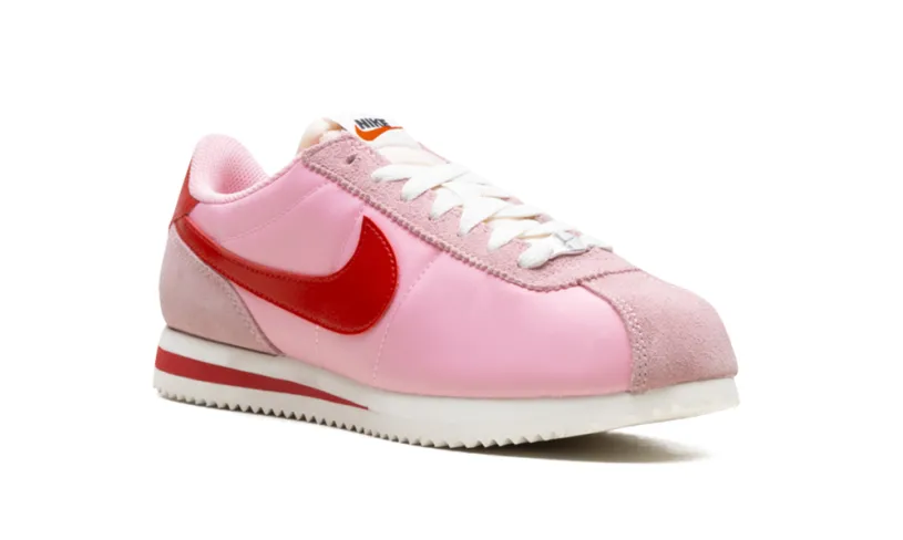 Nike Lifestyle Cortez TXT WMNS 'Medium Soft Pink Sail' 