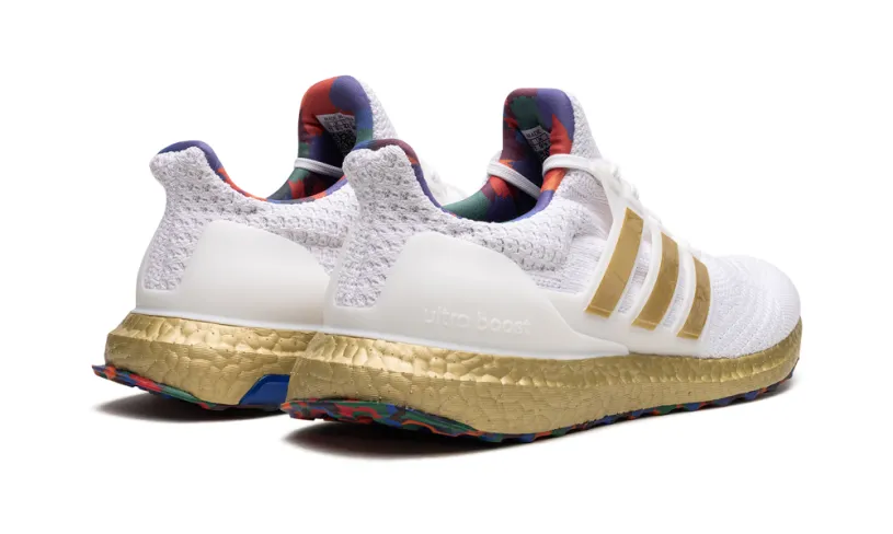 Adidas Ultraboost ULTRABOOST 5.0 DNA TITLE MNS WMNS 