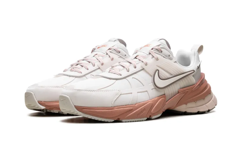 Nike Lifestyle V2K Run WMNS 'Gore-Tex Phantom Terra Blush' 