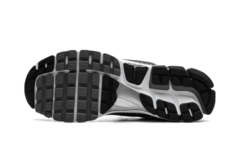 Nike Lifestyle Zoom Vomero 5 SE SP 'Black Metallic Silver'