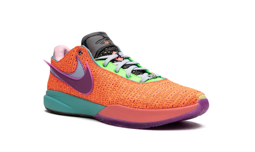 Nike Basketball LeBron 20 'Chosen 1' 