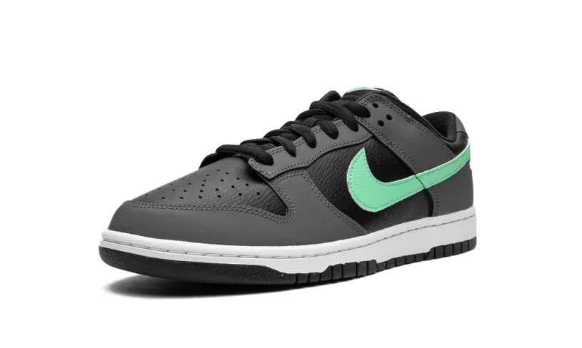 Nike Dunk Dunk Low Retro 'Black   Green Glow' 