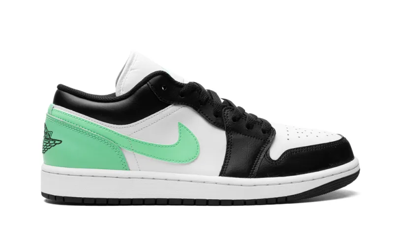 Air Jordan 1 Air Jordan 1 Low 'Green Glow' 