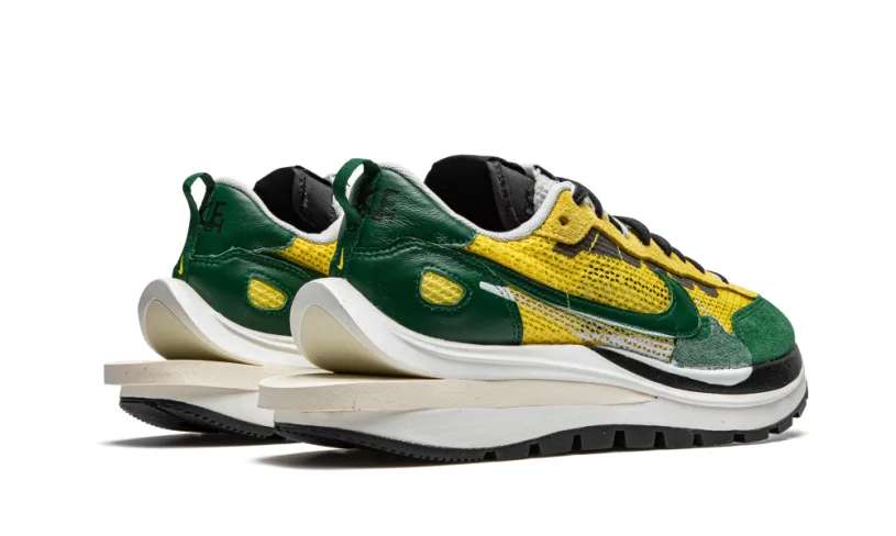 Nike Lifestyle VaporWaffle 'Sacai - Tour Yellow' 