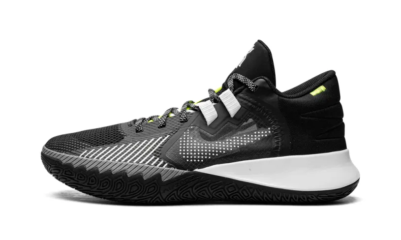 Nike Basketball Kyrie Flytrap V