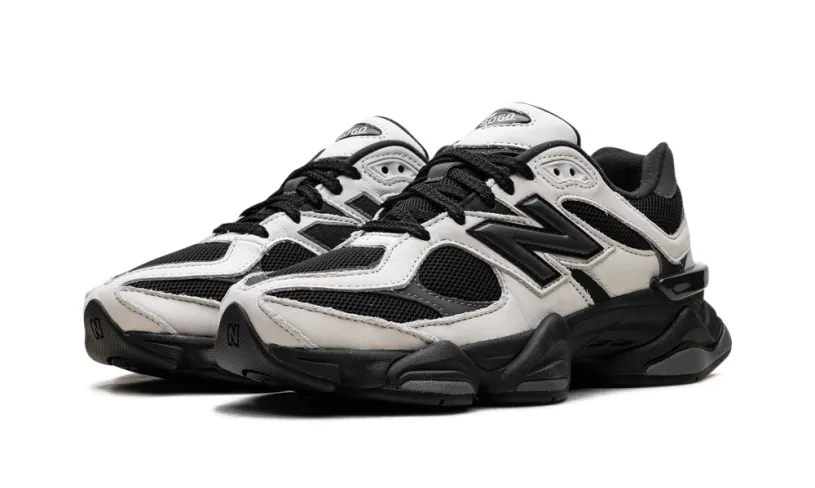 New Balance 9060 9060 'Off White Black'
