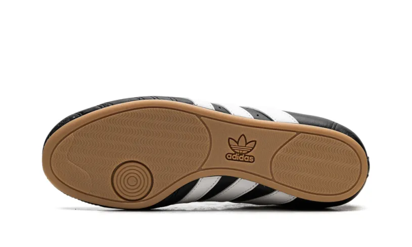 More Adidas Shoes Taekwondo WMNS 'Core Black Cloud White Gum' 