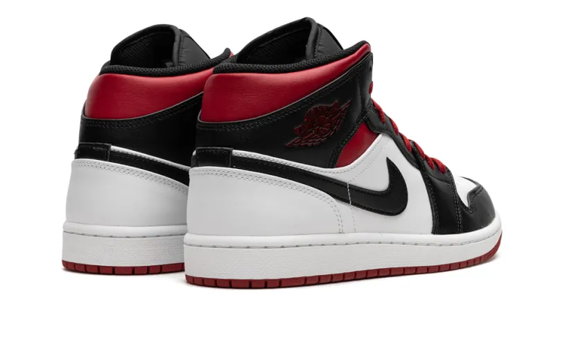 Air Jordan 1 Air Jordan 1 Mid 'Gym Red Black Toe' 