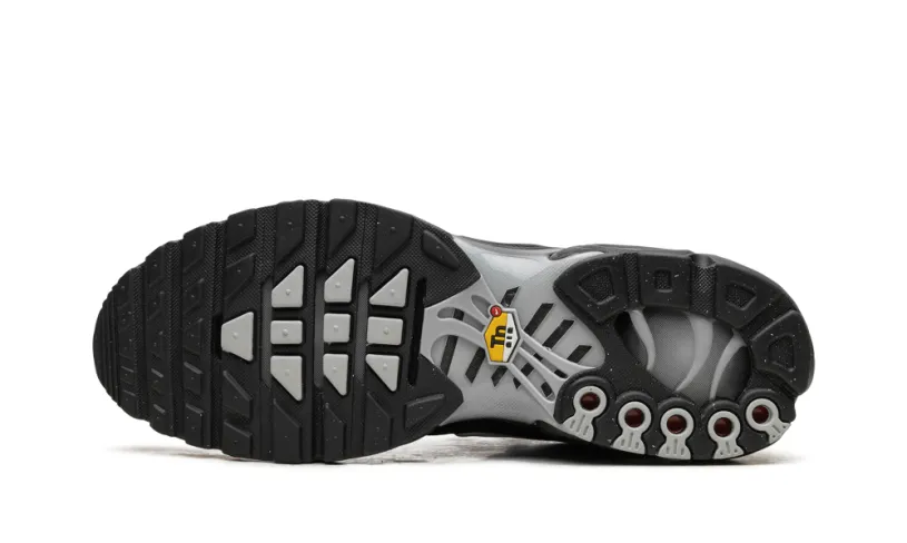 Nike Air Max Air Max Plus 'Multi Swoosh Black Bright Crimson' 