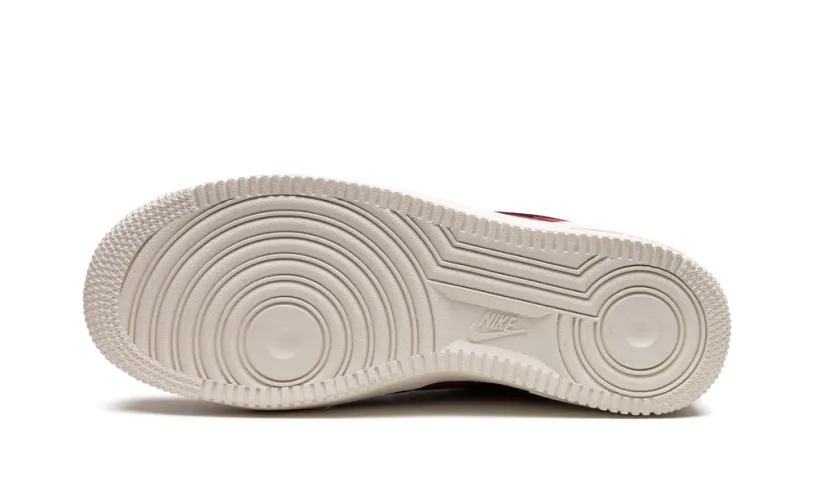 Nike Lifestyle AIR FORCE 1 LO MNS WMNS 'Team Red' 