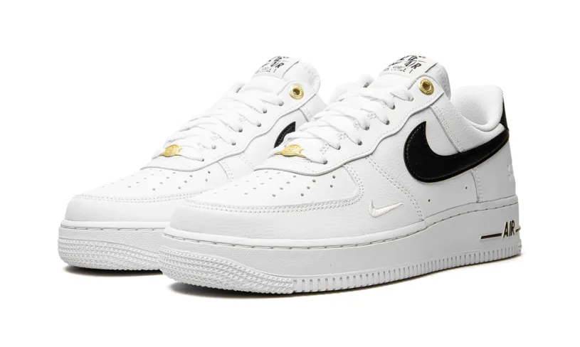Nike Lifestyle Air Force 1 ’07 LV8 'White / Black'