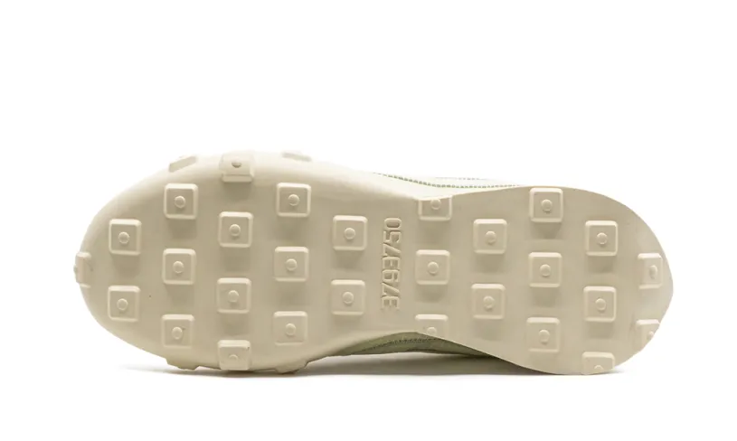 Nike Lifestyle Waffle Racer LX WMNS 'PALE IVORY' 