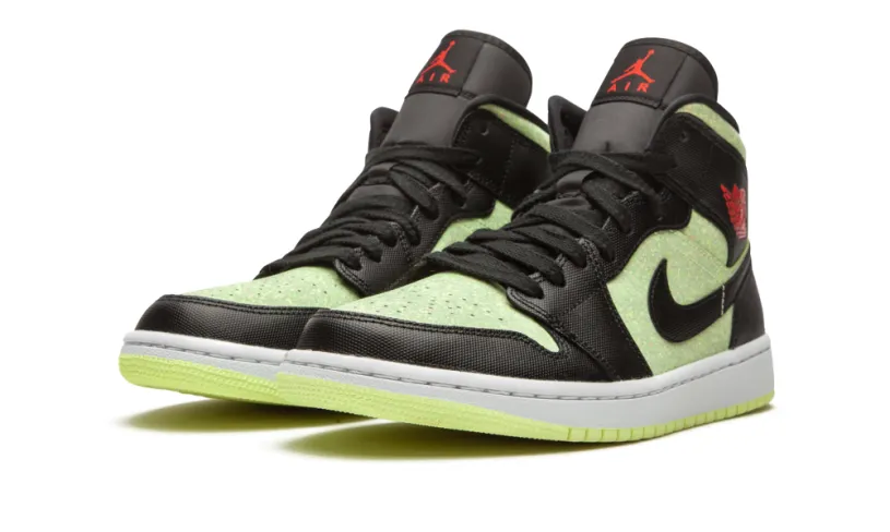 Air Jordan 1 AIR JORDAN 1 MID SE WMNS 'Barely Volt   Chile Red' 