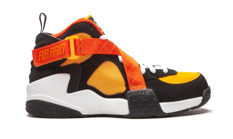 Nike Basketball Air Raid 'Raygun' 