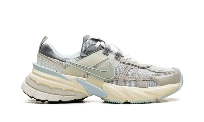 Nike Lifestyle V2K Run WMNS 'METALLIC PLATINUM'