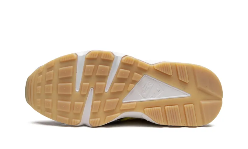 Nike Huarache AIR HUARACHE WMNS 'Go the Extra Smile' 