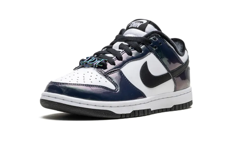 Nike Dunk Dunk Low SE WMNS 'Just Do It Iridescent' 