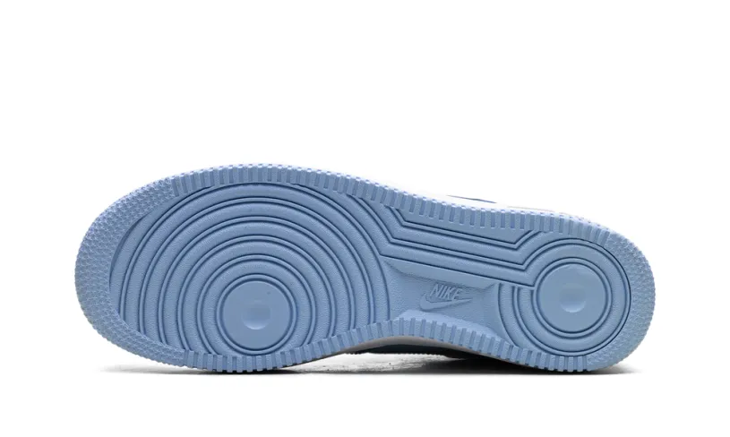 Nike Lifestyle Air Force 1 Low '07 LV8 'Phychic Blue White Patent' 