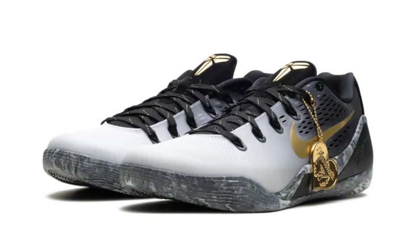 Nike Basketball Kobe 9 Elite Low EM Protro 'Mambacita'