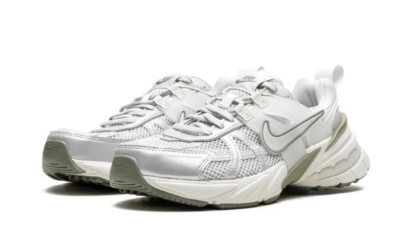 Nike Lifestyle V2K Run WMNS 'Photon Dust Light Silver' 