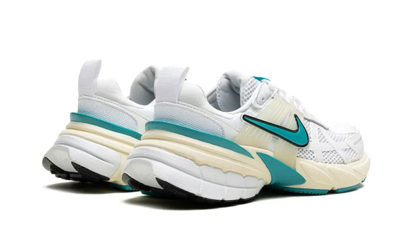 Nike Lifestyle V2K Run WMNS 'Dusty Cactus' 