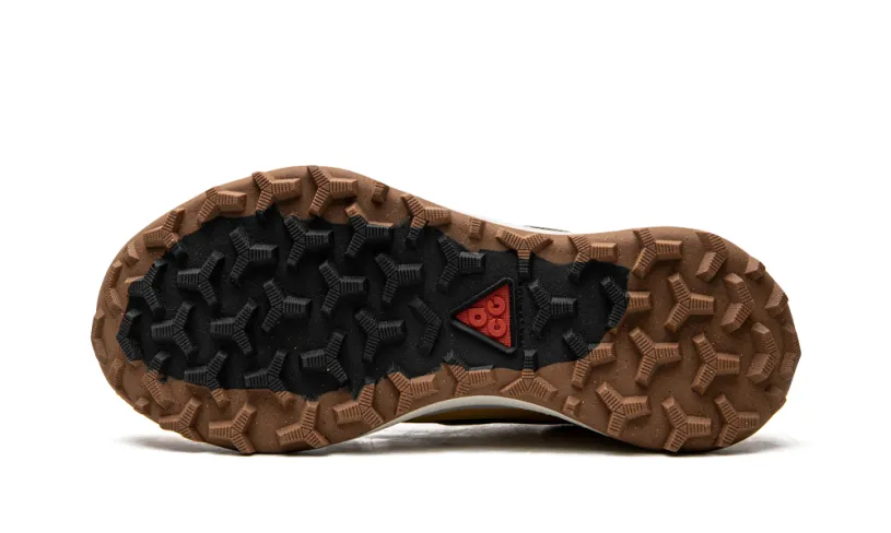 Nike Basketball Lowcate 'Solar Flare' 