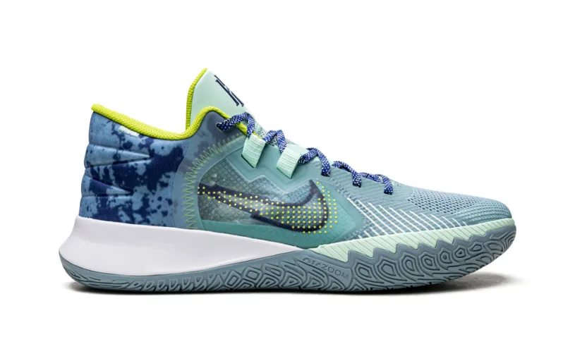 Nike Basketball Kyrie Flytrap V 