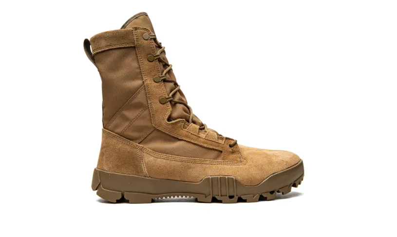 Nike Lifestyle SFB Jungle 8' Leather 