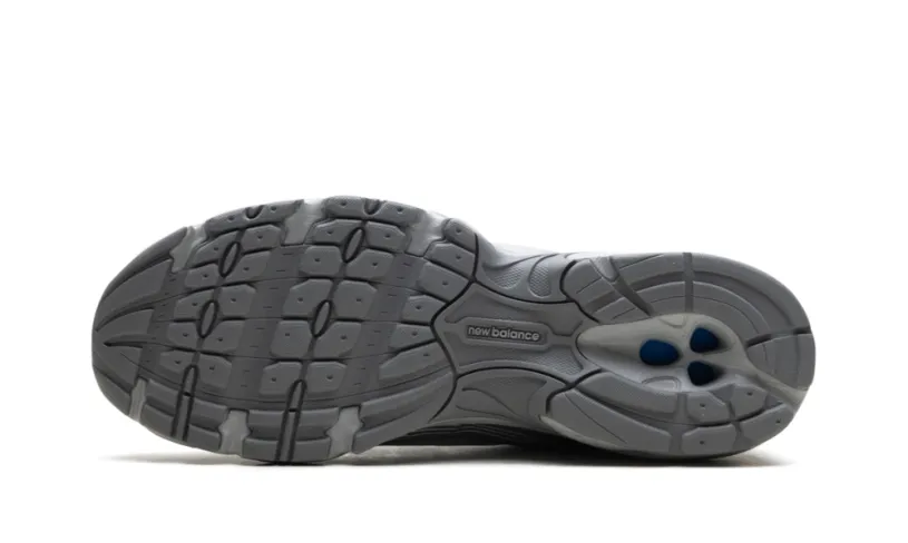 New Balance 530 530 'Silver Metallic Raincloud Polka Dots'