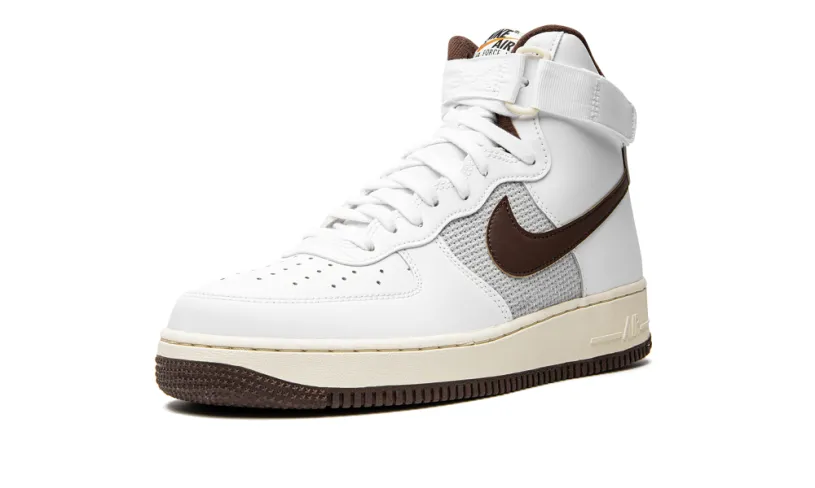 Nike Lifestyle Air Force 1 High '07 'White Light Chocolate' 