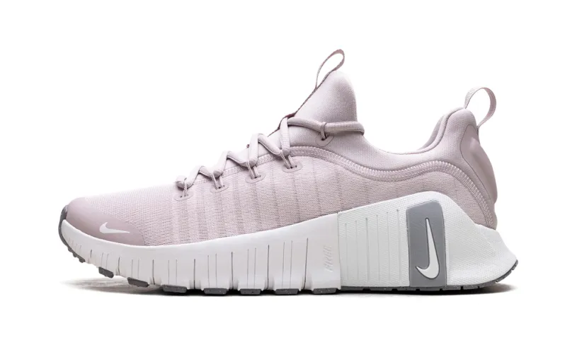 Nike Lifestyle Free Metcon 6 WMNS 'Platinum Violet' 