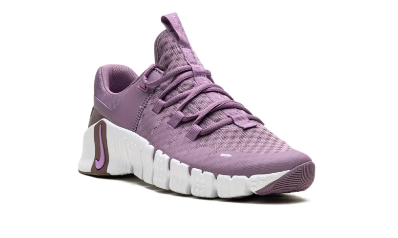 Nike Lifestyle Free Metcon 5 WMNS 'Violet Dust'