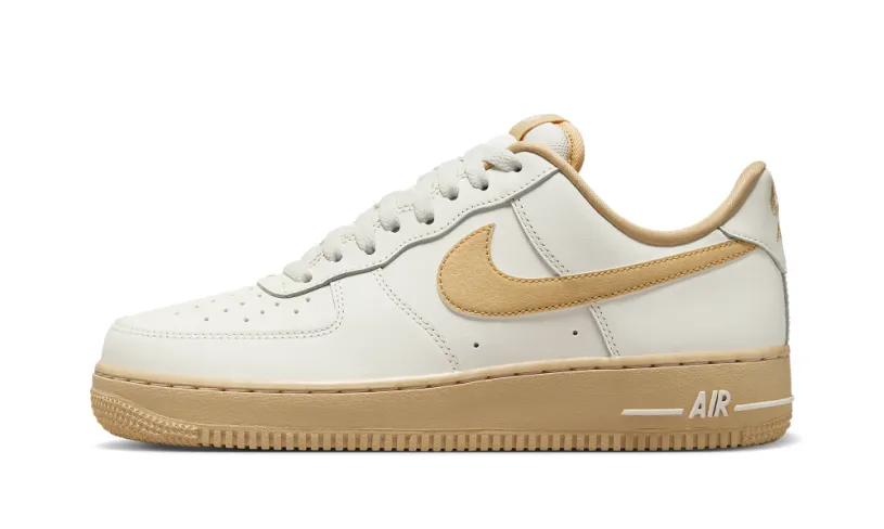 Nike Lifestyle Air Force 1 ’07 'Sail   Vintage Green   Sesame' 