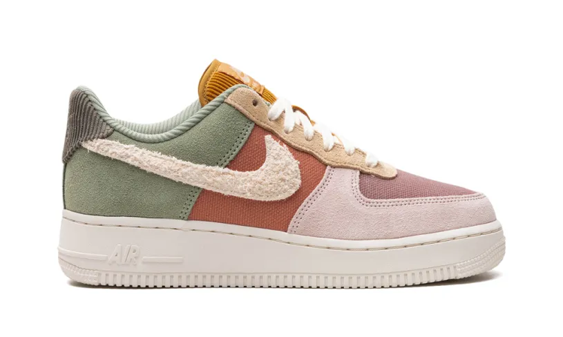Nike Lifestyle AIR FORCE 1 WMNS 'Oil Green' 