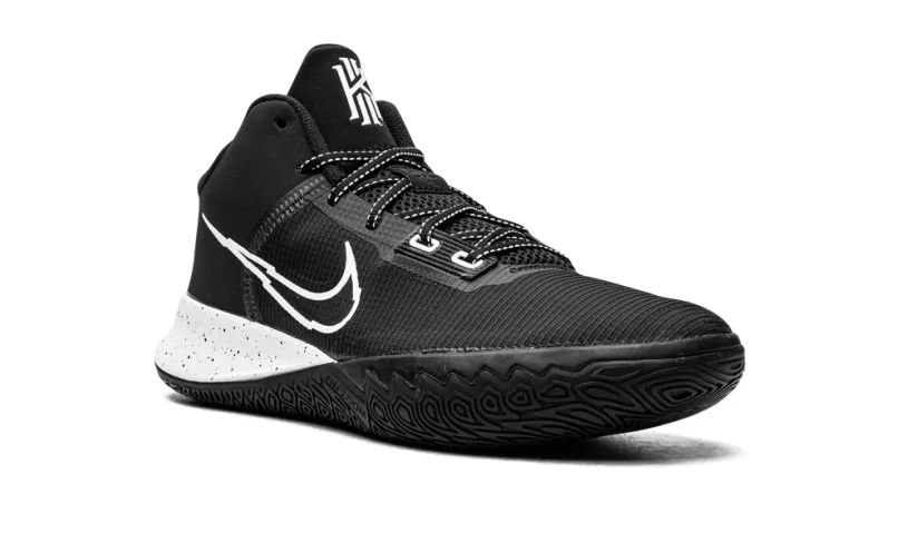 Nike Basketball Kyrie Flytrap IV 